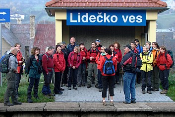 vzhůru na tůru, mnoho kilometrů před cílem .. (MK)