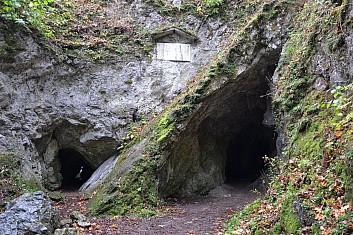 Jeskyně je luxusní, má předsíň, atrium a dva pokoje (IČ)
