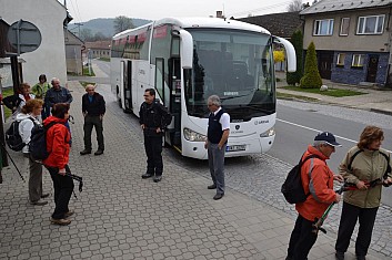 Tentokrát jsme měli luxusní autobus (IČ)