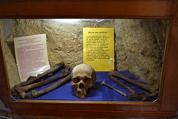 Bílá paní nebo čarodějnice? (IČ)