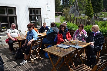 Samozřejmě, že se na chvíli zastavíme (IČ)