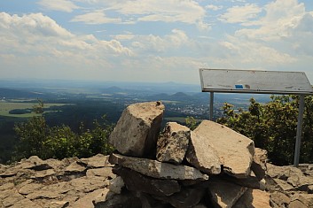 Vrchol hory Klíč