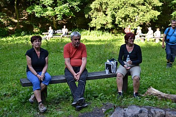 Postupně se scházíme v cíli (IČ)