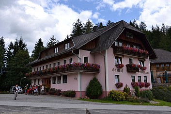 Domeček pro lidi - hostinec Oswaldbauer (IČ)