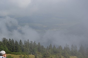 Hele, hele! Tam je vidět jezero Teichalmsee. (IČ)