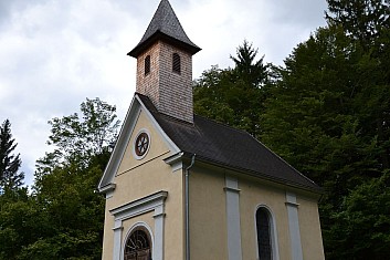 Cestou navštívíme Mariánskou kapličku (IČ)