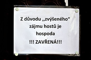 Tak to je tedy gól! Vždyť jsme byli domluveni, že přijdeme. (IČ)