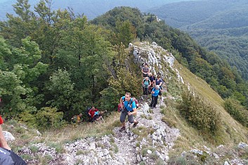 Dereme se k vrcholu ze všech stran (JŠ)