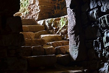 Hradní sklepení (IČ)