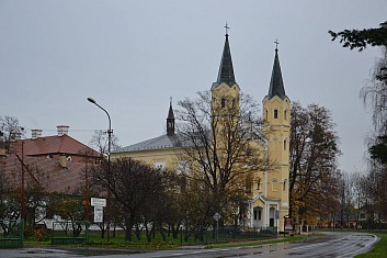 Počasí nám nepřeje, tak se vydáme na pochod alespoň z Kunína (IČ)