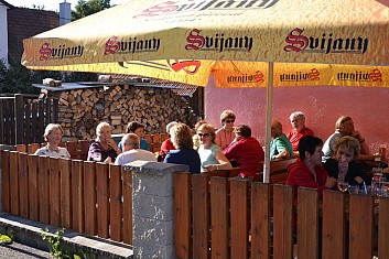 Zbytek výpravy nemusíme dlouho hledat (IČ)