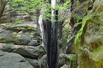 Studený průchod (IČ)