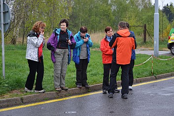 Jiní si vystačí s kávou (IČ)
