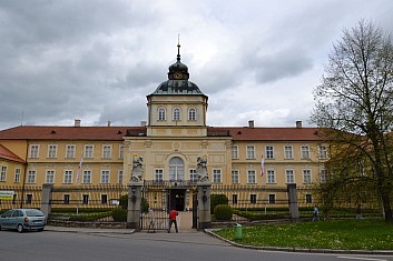 Zámek v Hořovicích (IČ)