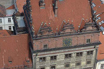 Radnice při pohledu shora (IČ)