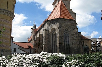 Kostel Nanebevzetí P. Marie (VČ)
