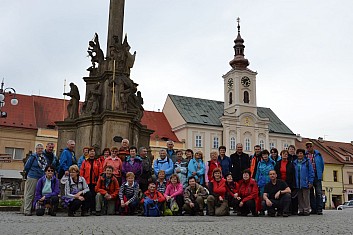 Ještě foto u radnice ... a pak rozchod (IČ)