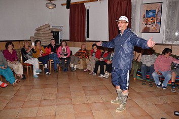 Přehlídku zahajuje retro-turista (VČ)