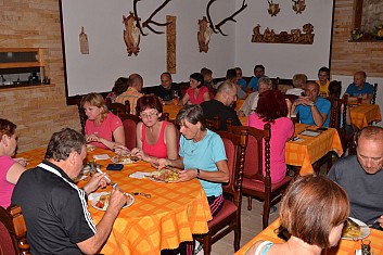 Pěkné prostředí a výborné jídlo. Chválíme penzion Kamzík! (IČ)