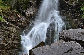 Roháčský vodopád (IČ)