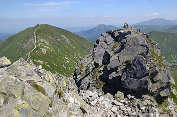 Nižší ze dvou vrcholů Roháče a Volovec (IČ)