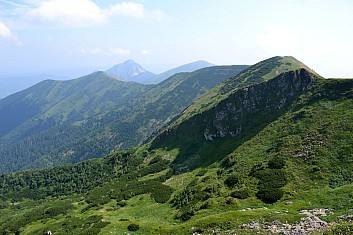 Výhled na naši hřebenovkou trasu (IČ)