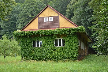 Srub Petra Bezruče (IČ)