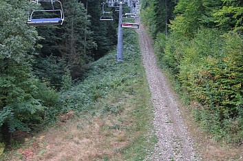 Tahle vypadá cesta z pohodlí zavěšené sedačky (VČ)