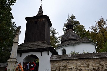Nebojte se a vejděte, máme objednanou prohlídku rotundy (IČ)