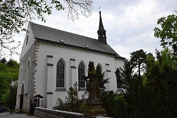 Kostel sv. Josefa na Hrubé Skále (IČ)