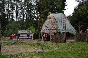 Osadu na chvílí obsadíme, ale pak se vydáme dále (IČ)