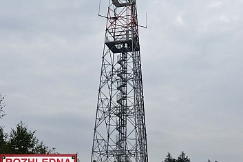 Teď ještě vystoupáme na rozhlednu Kozlovský kopec (IČ)