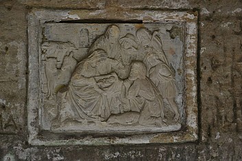 Detail Betlémského reliéfu (IČ)