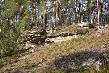 Znovu se vynořují skály (IČ)