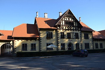 Slatiňany - hřebčín (IČ)