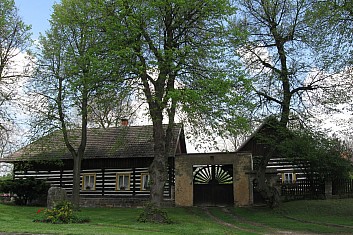 Statek v Dobšicích (VČ)