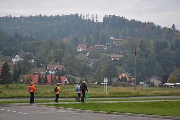 Nedočkaví turisté rovnou vyrazili na trasu (IČ)