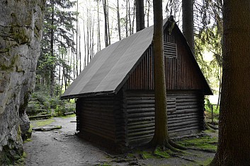 Je to trampská osada ELL TORRO (IČ)