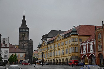 Zámek a Valdická brána (IČ)