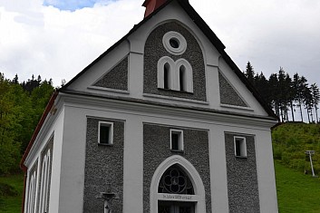 Kostelík v Ostružné (IČ)