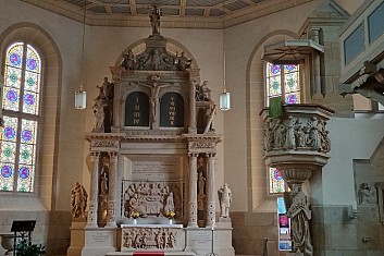 interiér kostela v Bad Schandau