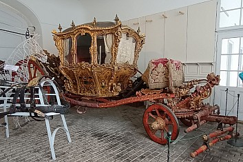 Arcibiskupský kočár